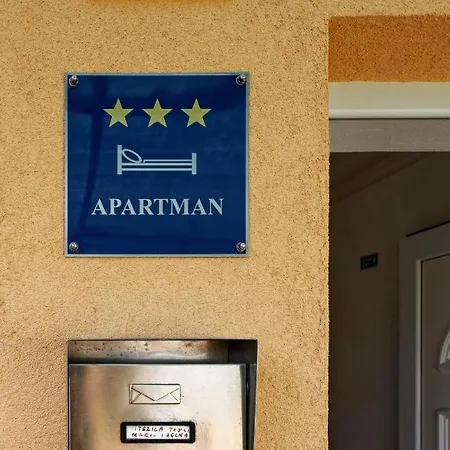 Apartman Ella *
