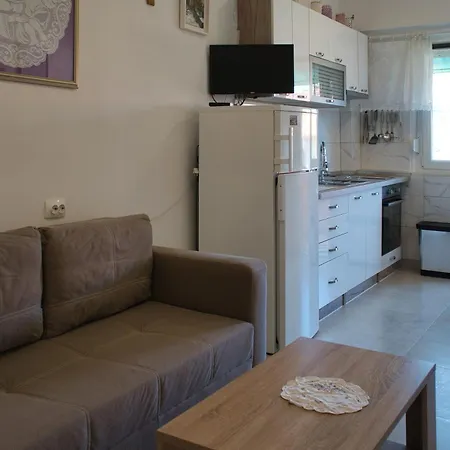 Ella Apartment