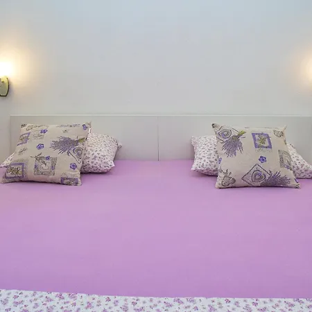 Apartament Ella